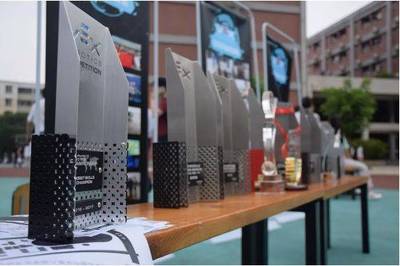 記《成都日報》報道我校聯(lián)盟學(xué)校電子科技大學(xué)實驗中學(xué)